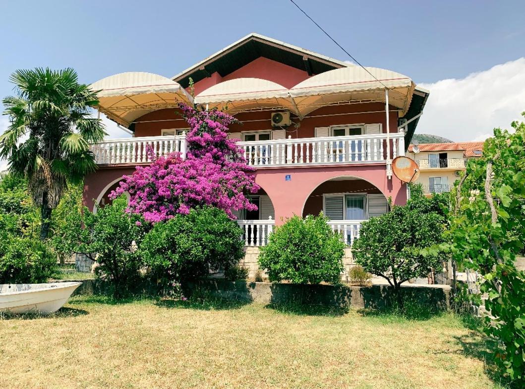Peaceful, Cosy Tivat Guesthouse 외부 사진