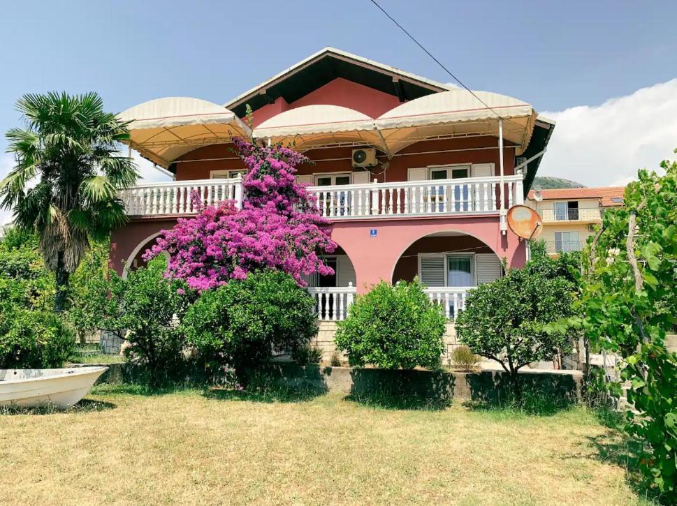 Peaceful, Cosy Tivat Guesthouse 외부 사진